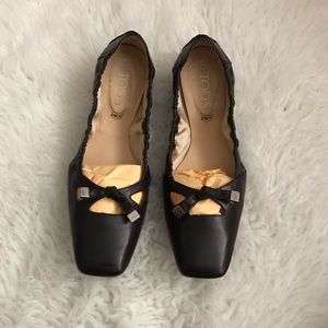 Tod's Dark Brown Leather Ballet Flats with Bow Accents